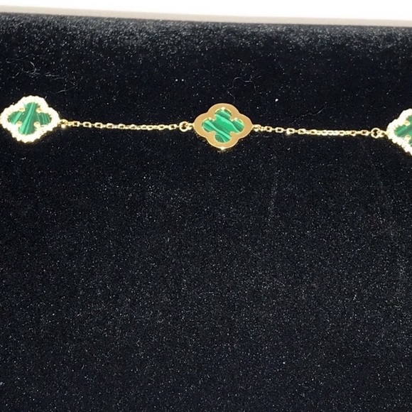 Malachite Clover Bracelet - Picture 6 of 13